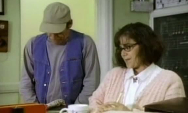  فیلم سینمایی ارنست به مدرسه می رود به کارگردانی Coke Sams