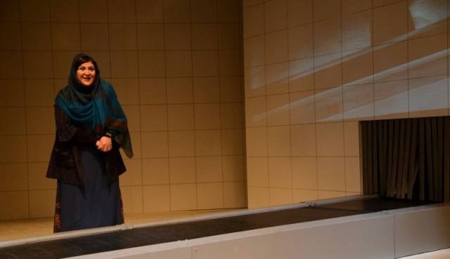  فیلم سینمایی اینجا کجاست؟ به کارگردانی شیوا مسعودی