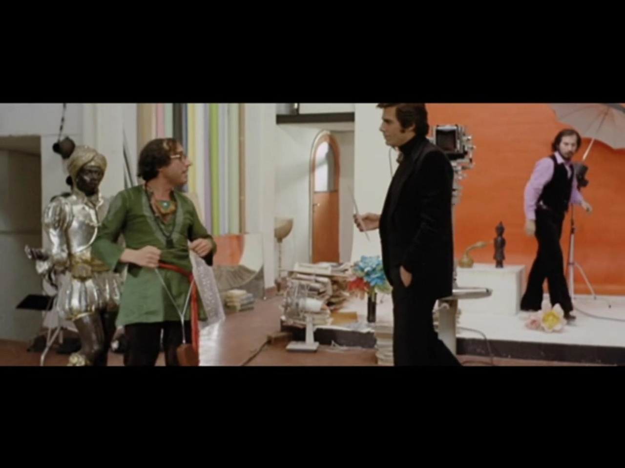 George Hilton در صحنه فیلم سینمایی The Case of the Bloody Iris به همراه Oreste Lionello و Giampiero Albertini