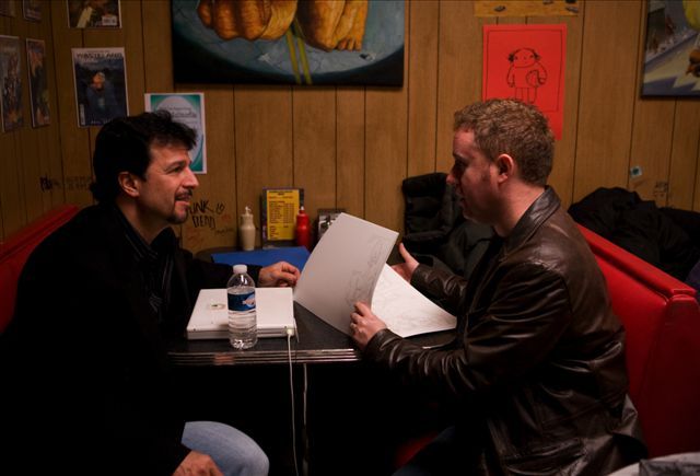 John Romita Jr. در صحنه فیلم سینمایی کیک-اس به همراه Mark Millar