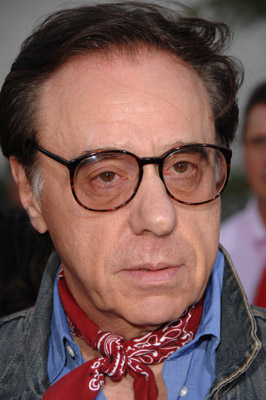 Peter Bogdanovich در صحنه فیلم سینمایی اولتیماتوم بورن