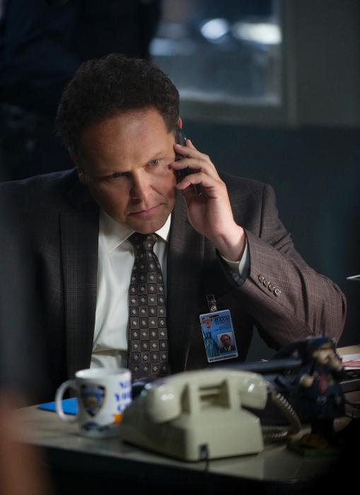 Kevin Chapman در صحنه سریال تلویزیونی مظنون