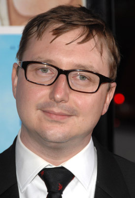 John Hodgman در صحنه فیلم سینمایی اختراع دروغ