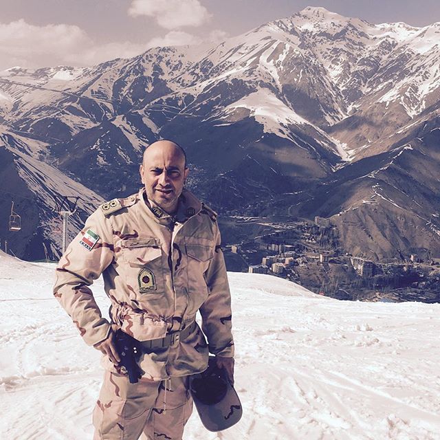 تصویری شخصی از عارف لرستانی، بازیگر و کارگردان سینما و تلویزیون