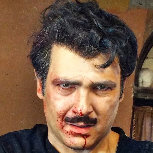 تصویری شخصی از کوروش تهامی، بازیگر سینما و تلویزیون