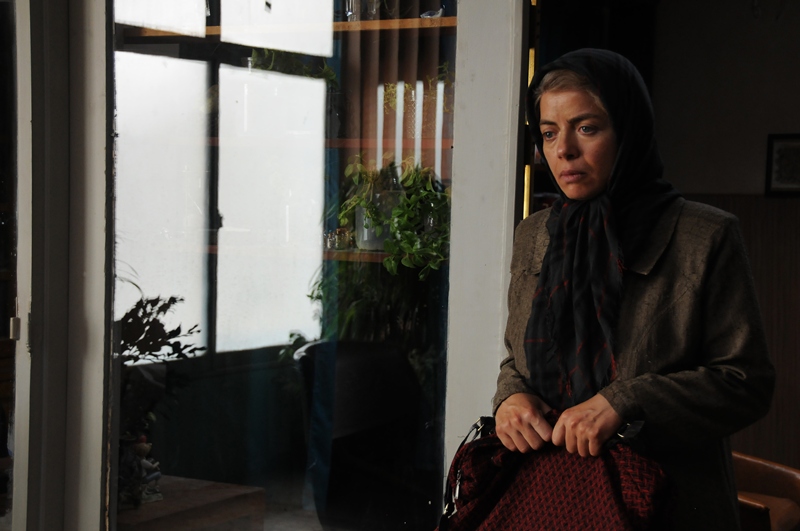 مهتاب نصیرپور در صحنه فیلم سینمایی دو