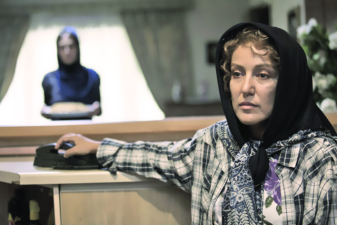 پانته‌آ بهرام در صحنه فیلم سینمایی کوچه بی‌نام