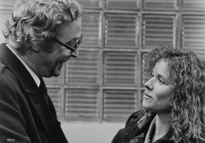  فیلم سینمایی هانا و خواهرهایش با حضور مایکل کین و باربارا هرشی