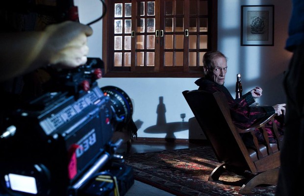  فیلم سینمایی ABCs of Death 2.5 به کارگردانی Travis Betz و Baris Erdogan و Zac Blair و Ryan Bosworth و Peter Czikrai و Steve Daniels و Carlos Faria و Todd E. Freeman و Rodrigo Gasparini و Brett Glassberg