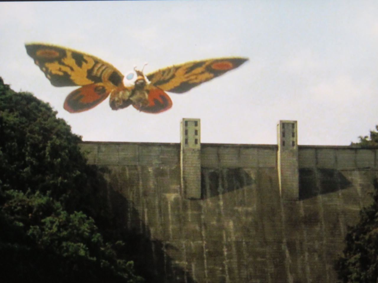  فیلم سینمایی Rebirth of Mothra به کارگردانی Okihiro Yoneda