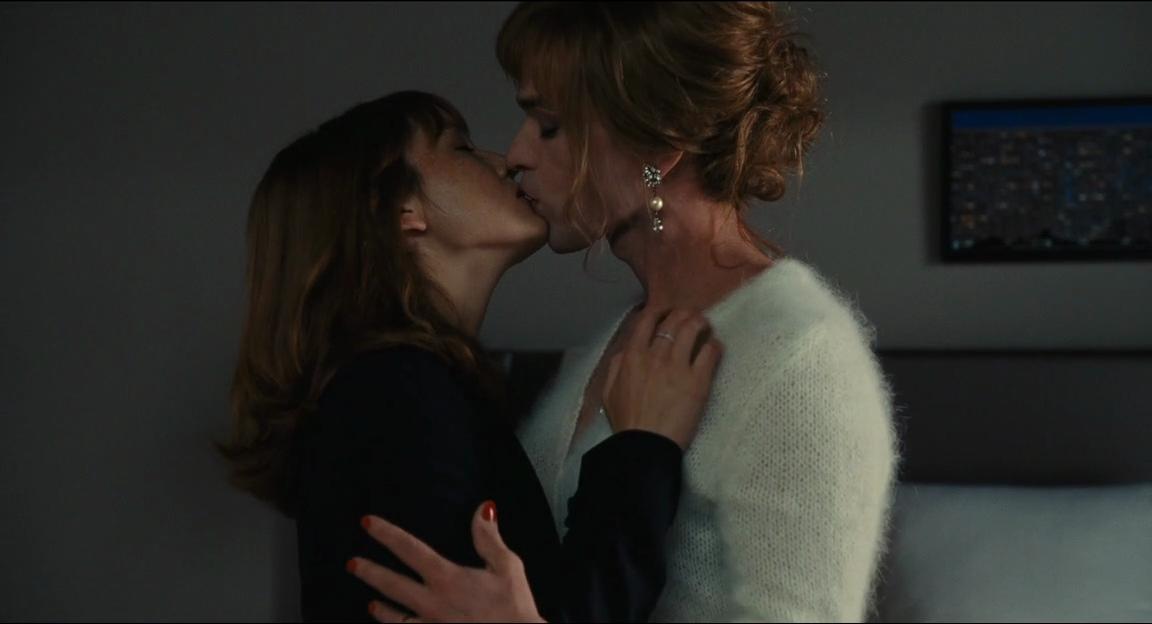 Anaïs Demoustier در صحنه فیلم سینمایی The New Girlfriend به همراه رومن دوریس