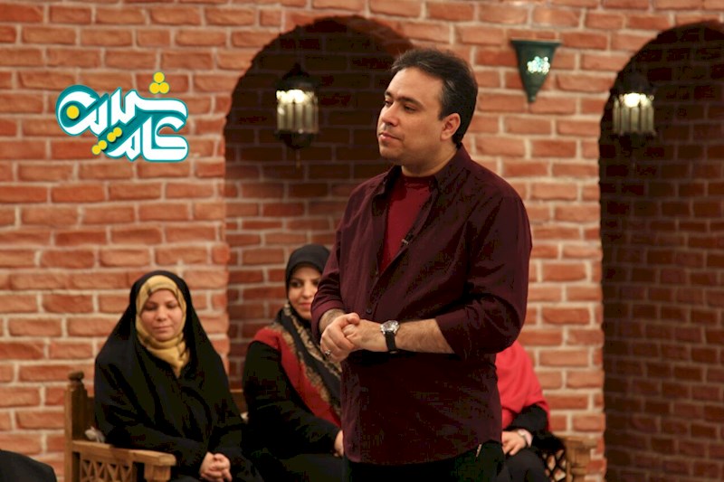  برنامه تلویزیونی کام شیرین به کارگردانی ندارد