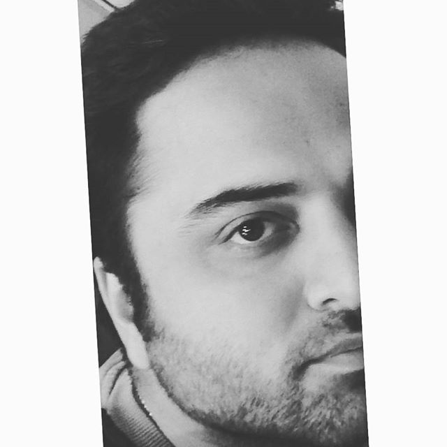 تصویری شخصی از بابک بهشاد، بازیگر سینما و تلویزیون