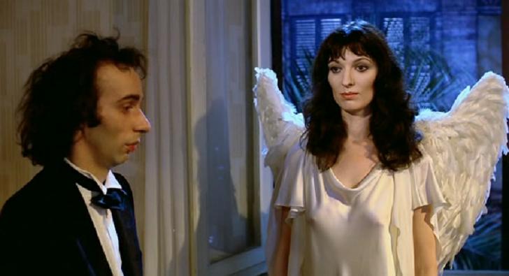 روبرتو بنینی در صحنه فیلم سینمایی You Disturb Me به همراه Olimpia Carlisi