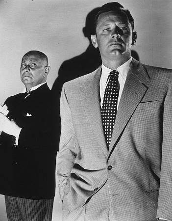 ویلیام هولدن در صحنه فیلم سینمایی بلوار سانست به همراه Erich von Stroheim
