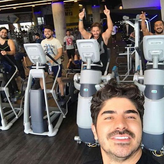 تصویری شخصی از محمدرضا گلزار، بازیگر و مجری سینما و تلویزیون