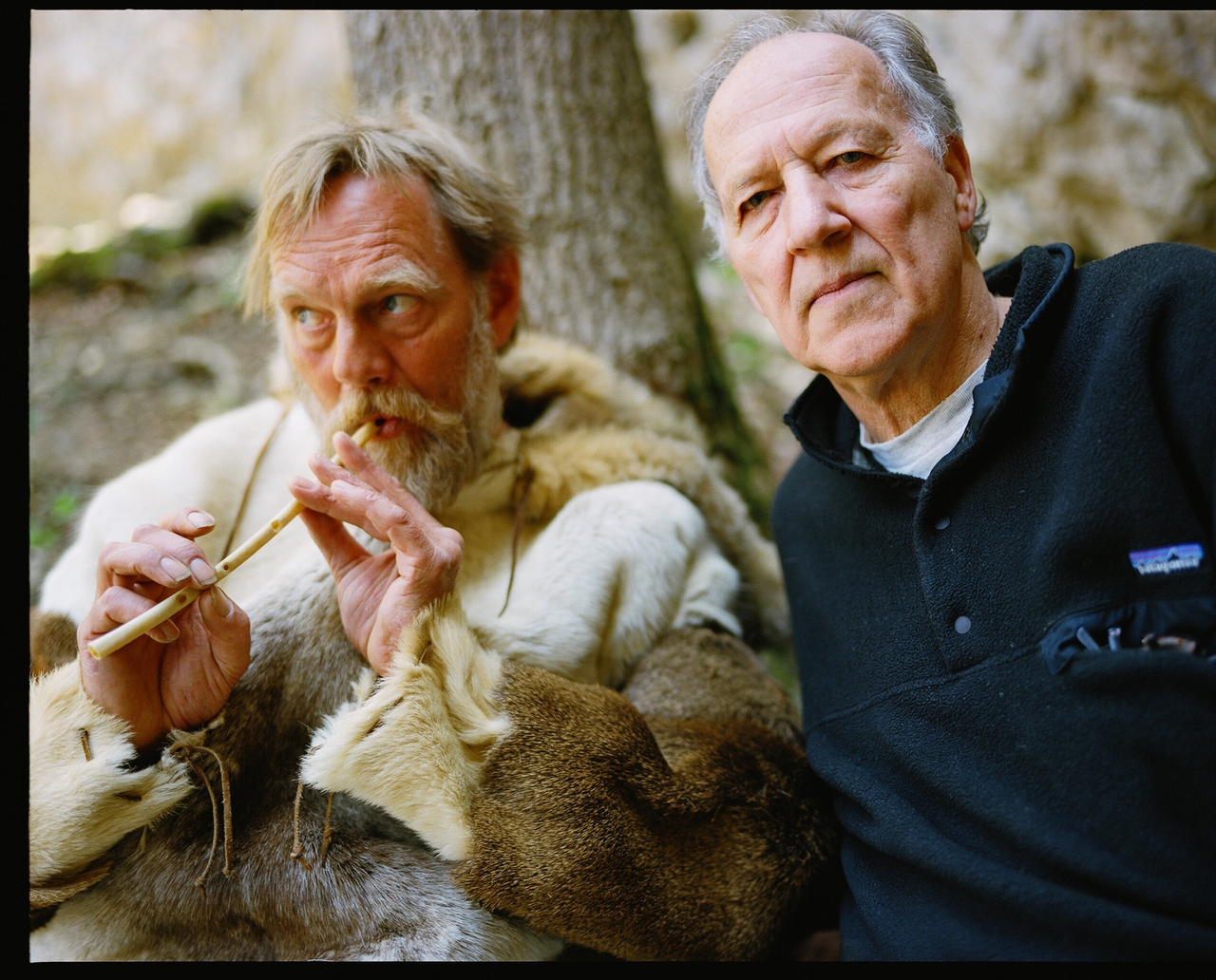 Werner Herzog در صحنه فیلم سینمایی Cave of Forgotten Dreams