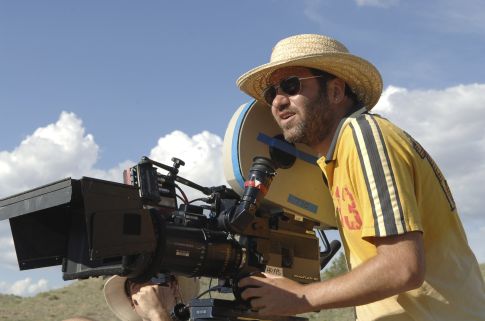 Dave Meyers در صحنه فیلم سینمایی مسافر بین راهی