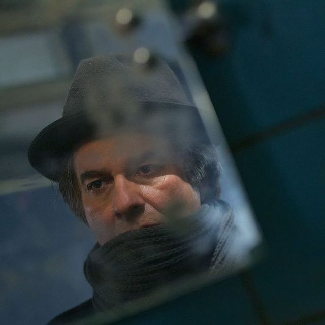 تصویری شخصی از علی عمرانی، بازیگر و کارگردان سینما و تلویزیون