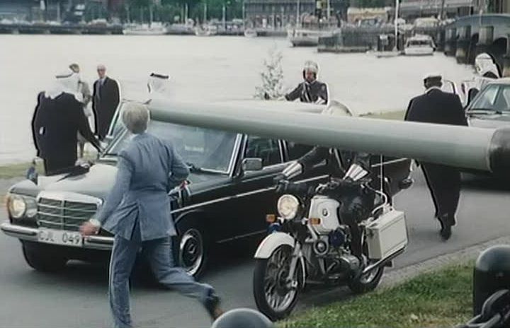  فیلم سینمایی Who Pulled the Plug? به کارگردانی Hans Iveberg