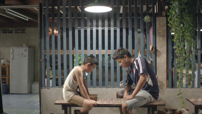 Ingkarat Damrongsakkul در صحنه فیلم سینمایی How to Win at Checkers (Every Time) به همراه Thira Chutikul