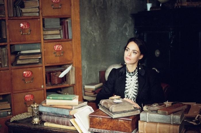 Bérénice Bejo در صحنه فیلم سینمایی The Childhood of a Leader