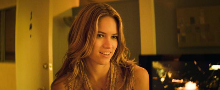 Cody Horn در صحنه فیلم سینمایی مایک جادویی