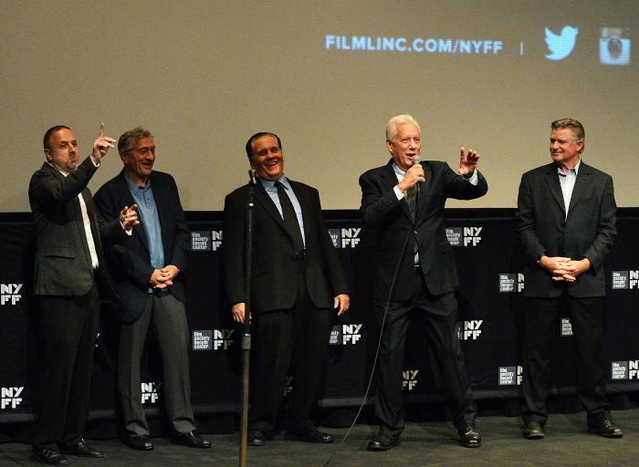 تریت ویلیامز در صحنه فیلم سینمایی روزی روزگاری در آمریکا به همراه ویلیام فورسایت، جیمز وودز و رابرت دنیرو