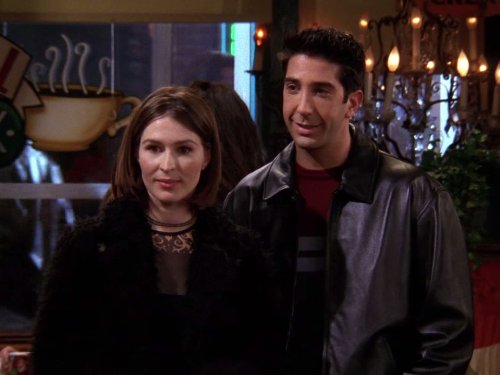 Helen Baxendale در صحنه سریال تلویزیونی دوستان به همراه David Schwimmer