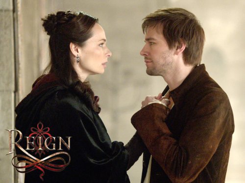 Anna Walton در صحنه سریال تلویزیونی سلطنت به همراه Torrance Coombs