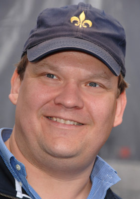  فیلم سینمایی هیولاها علیه بیگانگان با حضور Andy Richter