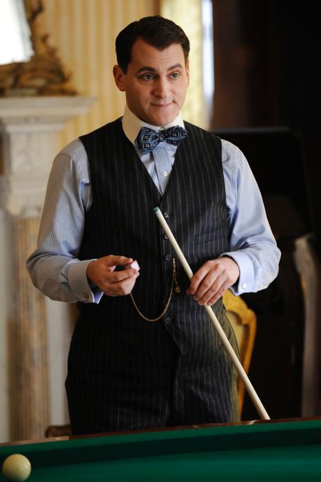 مایکل استلبرگ در صحنه سریال تلویزیونی امپراتوری بوردواک