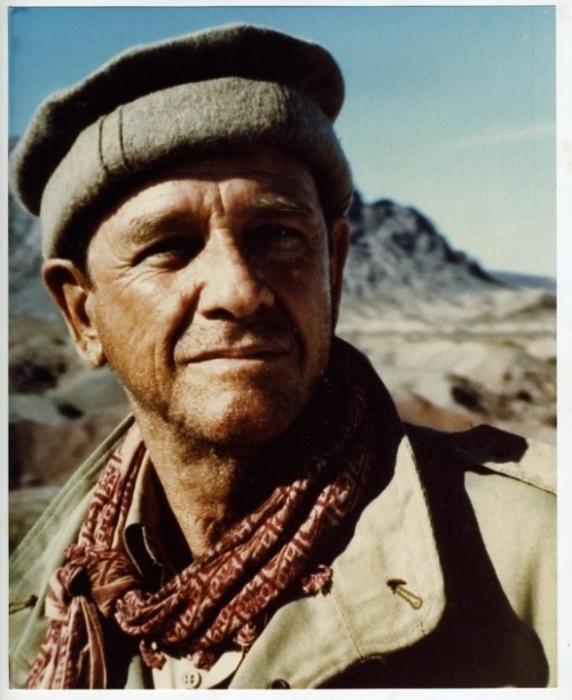 Richard Crenna در صحنه فیلم سینمایی رمبو ۳