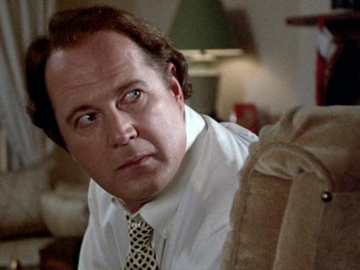 David Ogden Stiers در صحنه فیلم سینمایی Better Off Dead...