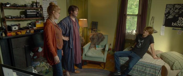 توماس من در صحنه فیلم سینمایی من و اِرل و دختر درحال مرگ به همراه نیک آفرمن و Connie Britton