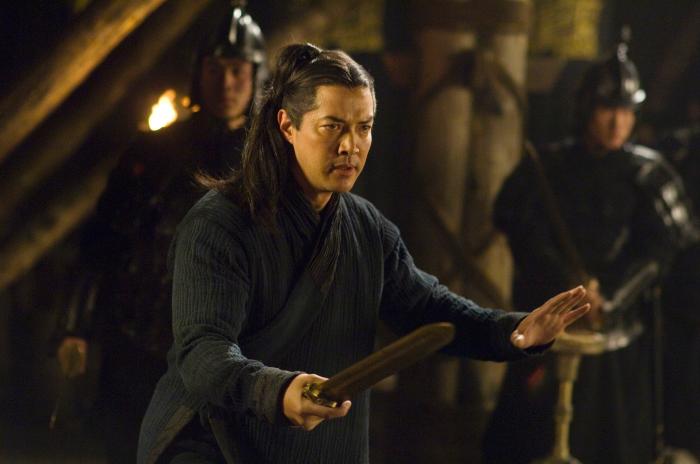 Russell Wong در صحنه فیلم سینمایی مومیایی :مقبره ی ام‍‍پراطور اژدها