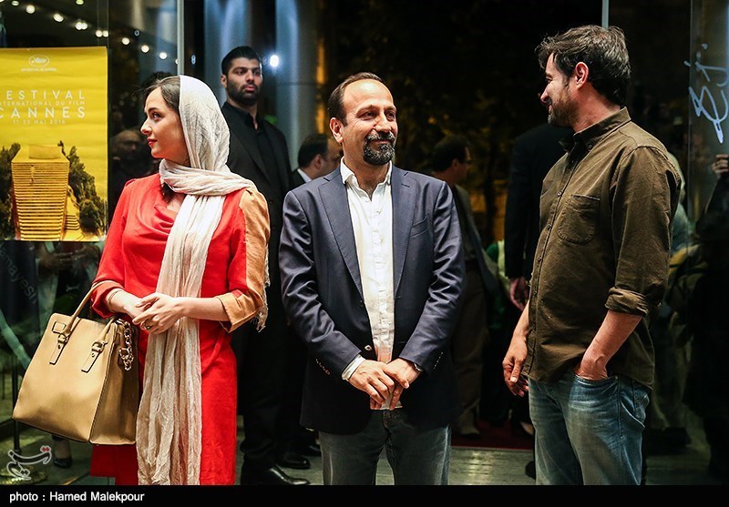 ترانه علیدوستی در نشست خبری فیلم سینمایی فروشنده به همراه سید‌شهاب حسینی و اصغر فرهادی