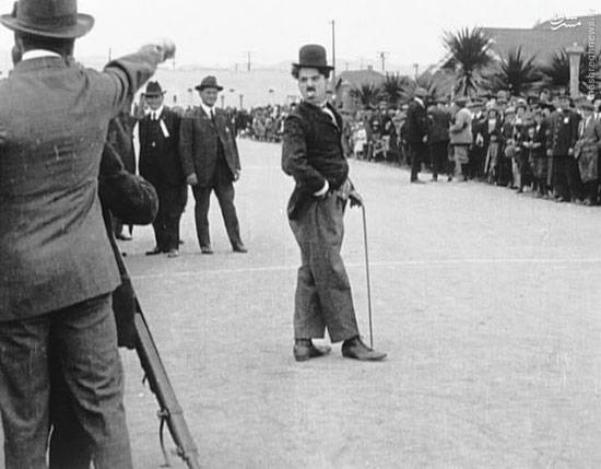  فیلم سینمایی چارلی چاپلین در پشت صحنه نمایش به کارگردانی Charles Chaplin