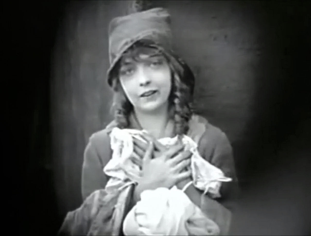  فیلم سینمایی Hearts of the World با حضور Lillian Gish