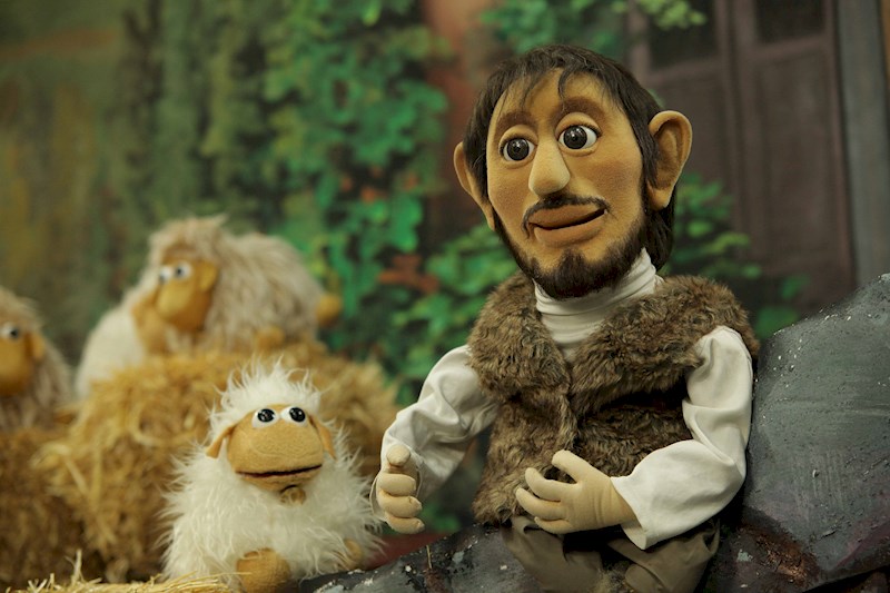  برنامه تلویزیونی ماما هوت به کارگردانی رزیتا غفاری