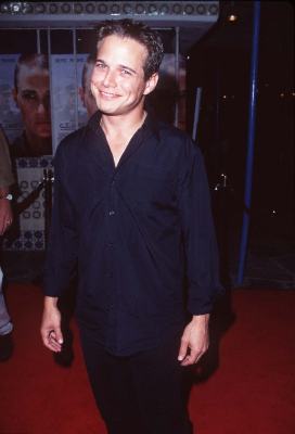 Scott Wolf در صحنه فیلم سینمایی جی.آی. جین