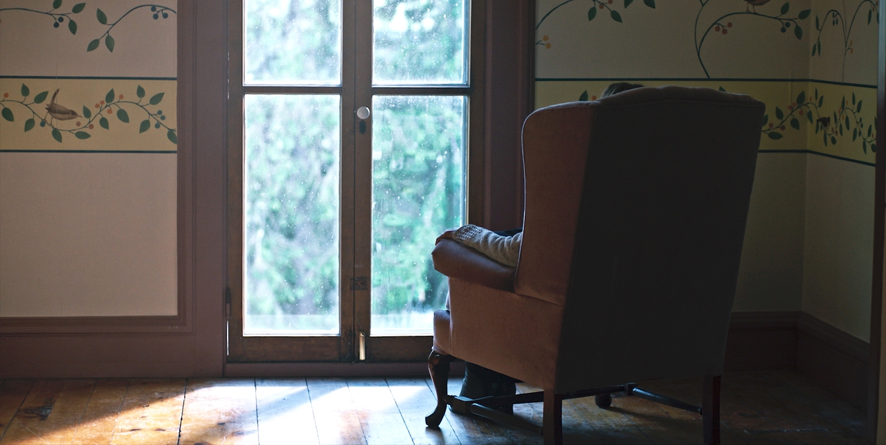  فیلم سینمایی The Witch in the Window به کارگردانی Andy Mitton