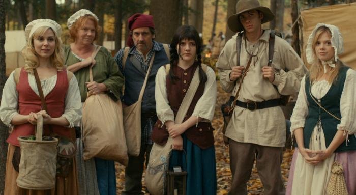 Becky Ann Baker در صحنه فیلم سینمایی The Discoverers به همراه گریفین دان، Devon Graye، Madeleine Martin و Dreama Walker