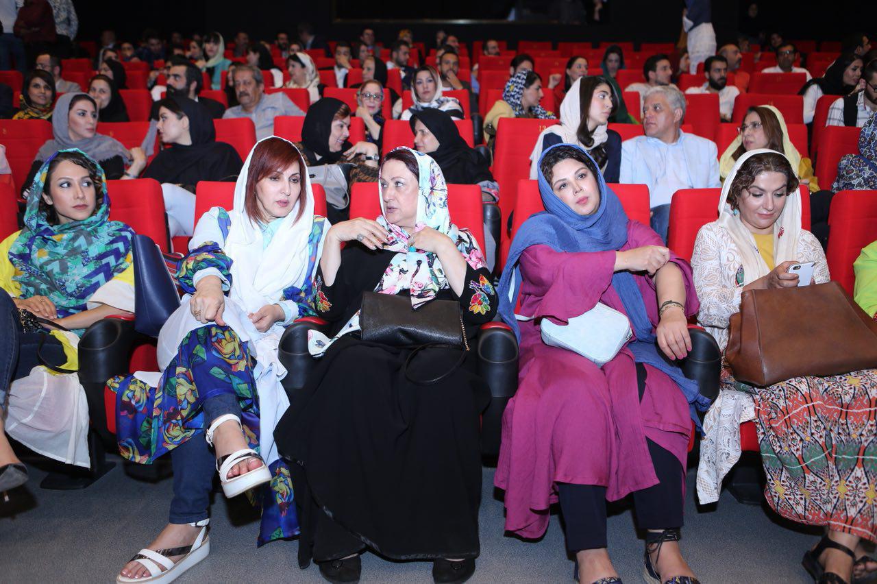 مریم امیرجلالی در اکران افتتاحیه فیلم سینمایی شماره 17 سهیلا به همراه شهره سلطانی و فاطمه گودرزی