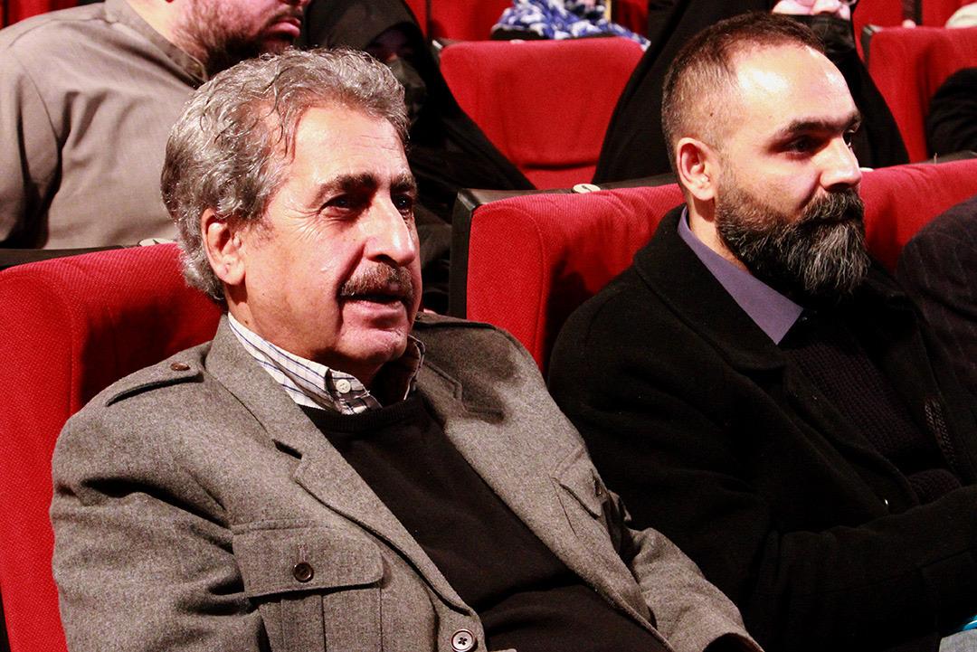 تصویری از مهدی حاجی یوسف، دستیار صداگذار و تدوینگر سینما و تلویزیون در پشت صحنه یکی از آثارش