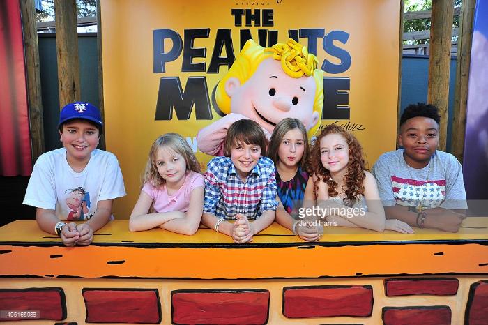 Noah Schnapp در صحنه فیلم سینمایی Snoopy and Charlie Brown: The Peanuts Movie