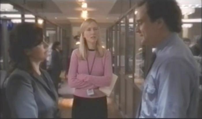 Mary Gallagher در صحنه سریال تلویزیونی بال غربی