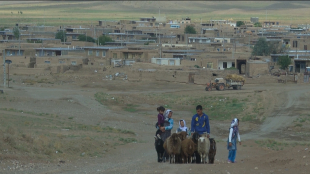  فیلم سینمایی نور جهان به کارگردانی حسن کی قبادی