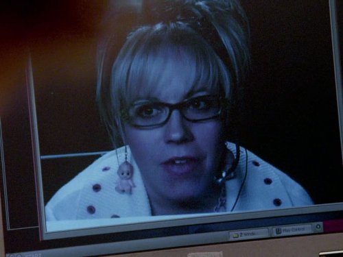 Kirsten Vangsness در صحنه سریال تلویزیونی ذهن های مجرم