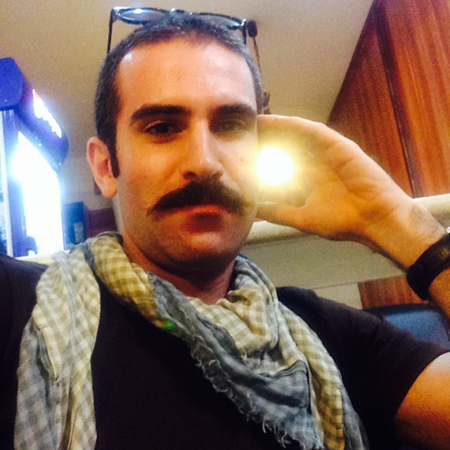 تصویری شخصی از هوتن شکیبا، بازیگر و گوینده سینما و تلویزیون